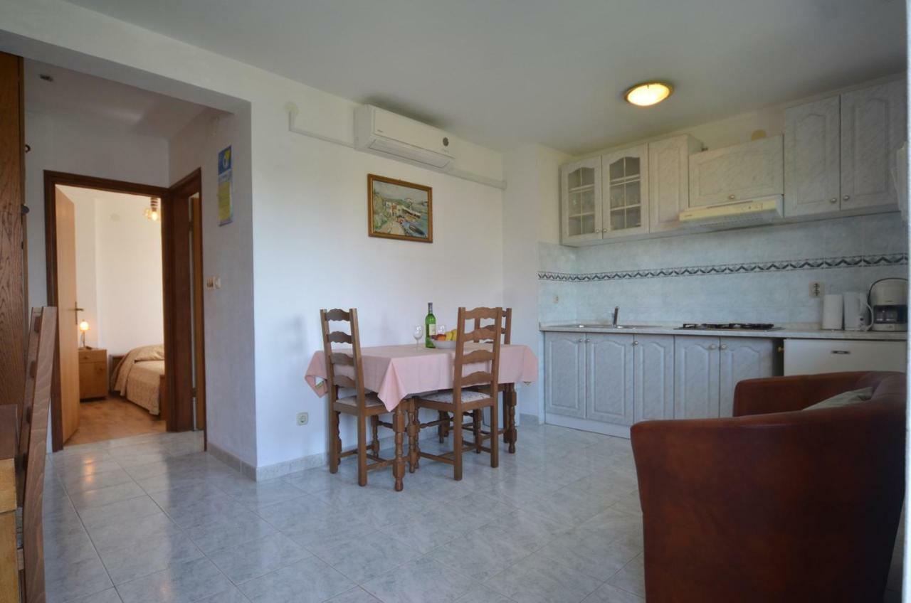 Koreni Apartments Rovinj Exteriör bild