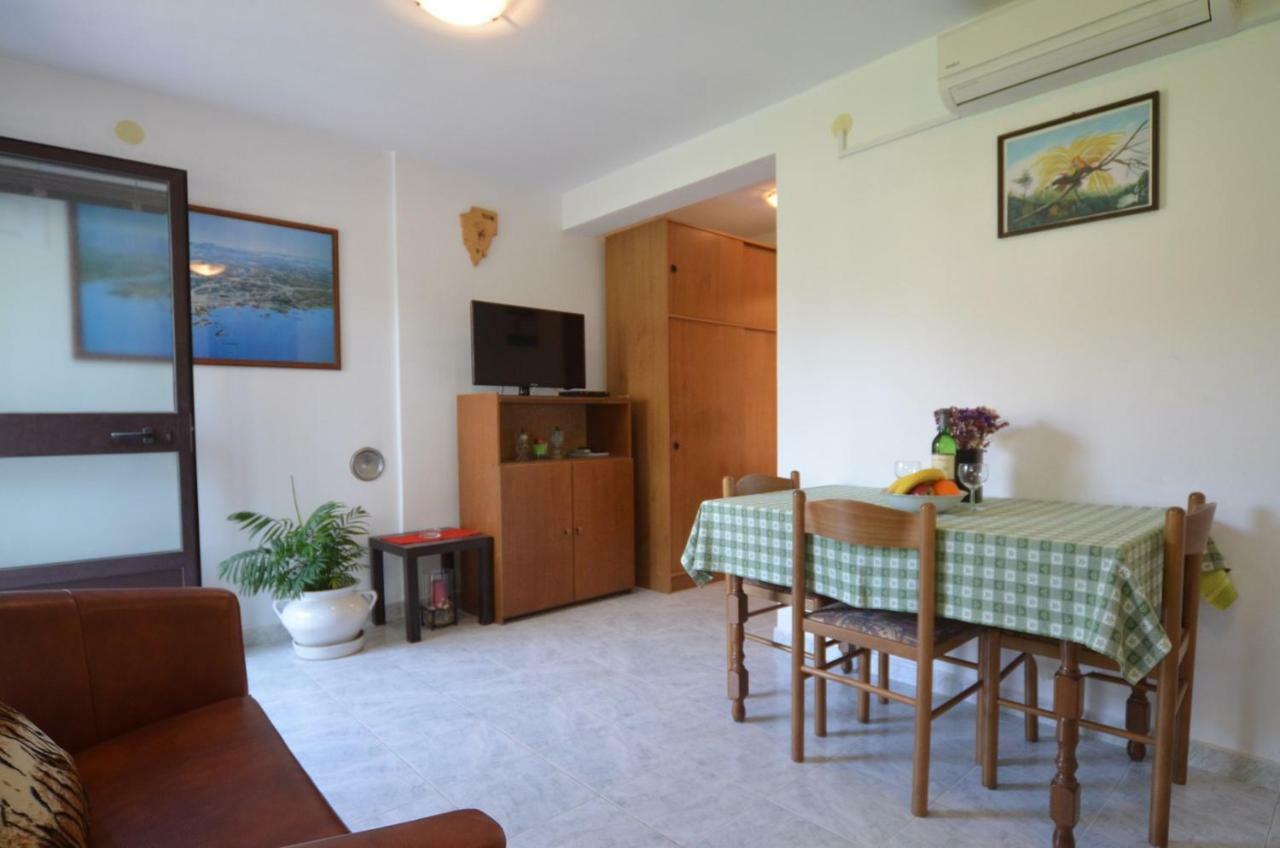 Koreni Apartments Rovinj Exteriör bild