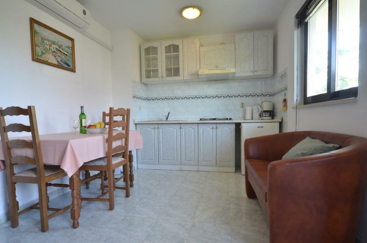 Koreni Apartments Rovinj Exteriör bild